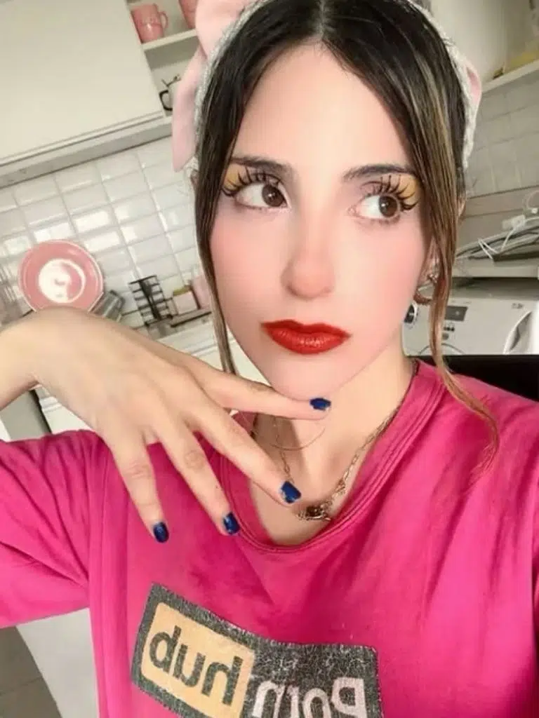 Divinamaruuu Biography: Wiki, Age, Career, Height, Weight, Boyfriend, Net Worth & More